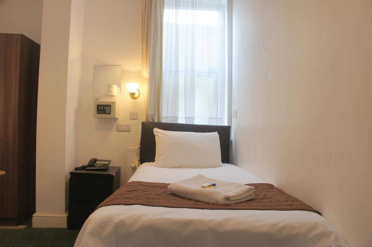 Hotel Plaza Londra